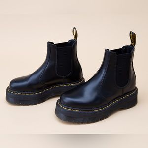 Dr. Martens Unisex 2976 Black Polished Leather Platform Size US M 5, US W 6.5